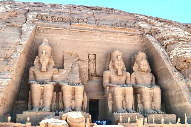 一生に一度は行きたい　ナイルの恵みと巨大神殿を巡るエジプト世界遺産巡礼 5泊6日　～スタンダード・クラス～