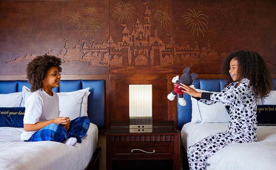 ディズニー直営ホテル ディズニーランド・ホテル 3泊4日～｜ホテル宿泊のみ・延泊可能　スタンダードルーム