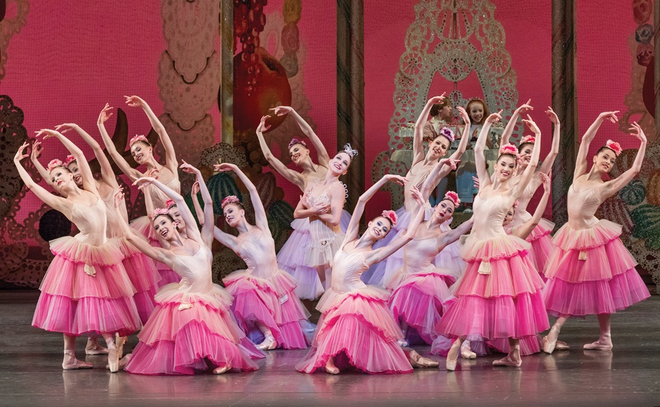 ニューヨークシティバレエ〈バレエ 鑑賞チケット手配 〉くるみ割り人形