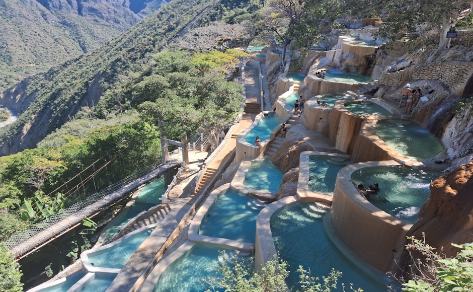 【神秘の洞窟】秘境トラントンゴ温泉 (英語ガイド)