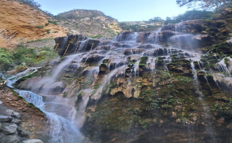 【神秘の洞窟】秘境トラントンゴ温泉 (英語ガイド)