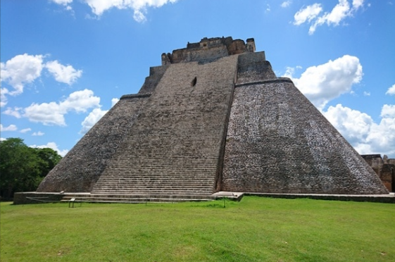 スタンダードホテル利用プラン【英語ガイド】<br>滞在ホテル：コロニアル又は同等クラス