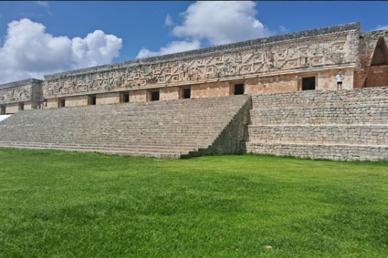 スタンダードホテル利用プラン【英語ガイド】<br>滞在ホテル：コロニアル又は同等クラス